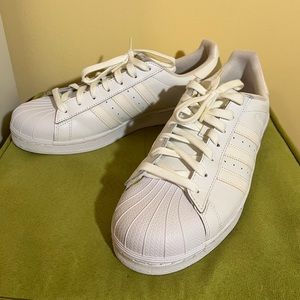 Men’s Adidas Superstar Leather Low Top tennis shoes sneakers- Size 10 - Like New